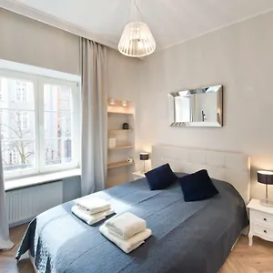  Apartament Dluga Street Near Neptun